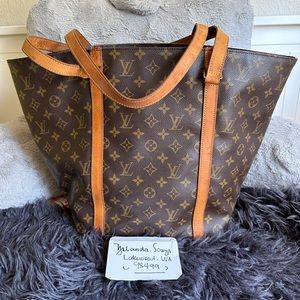 Louis Vuitton Sac Shopper in Monogram